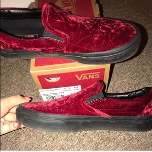 vault checkerboard slip on